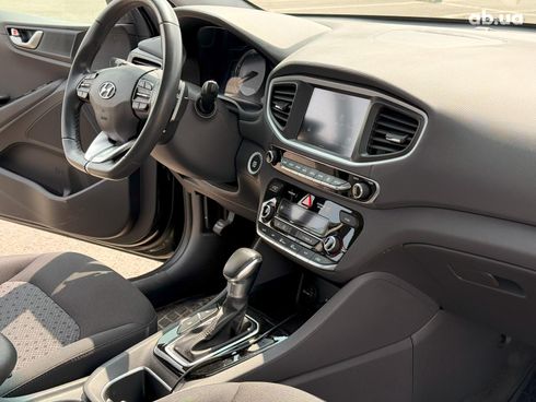 Hyundai Ioniq 2018 черный - фото 26