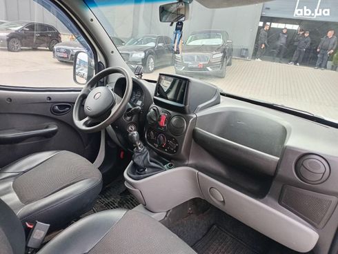 Fiat Doblo 2008 белый - фото 24