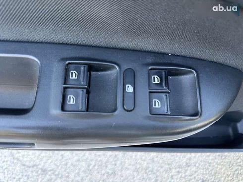 Skoda Octavia 2012 - фото 29