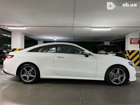 Mercedes-Benz E-Класс 2019 - фото 12