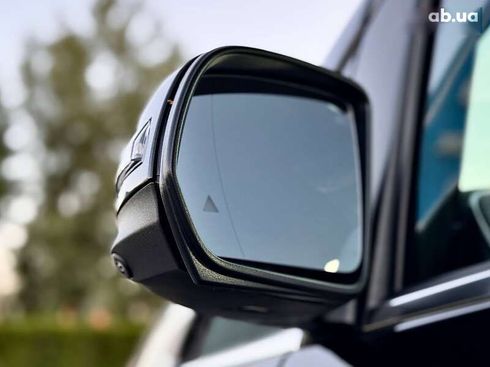 Mercedes-Benz V-Класс 2025 - фото 24