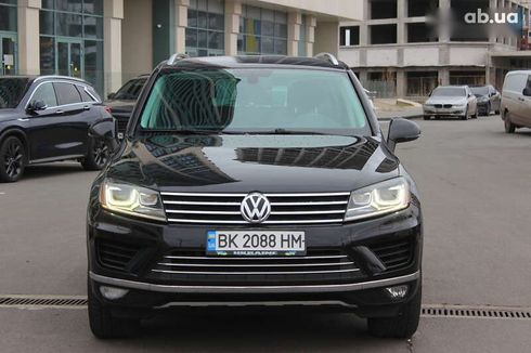 Volkswagen Touareg 2015 - фото 2