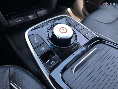 Kia Niro 2020 - фото 11