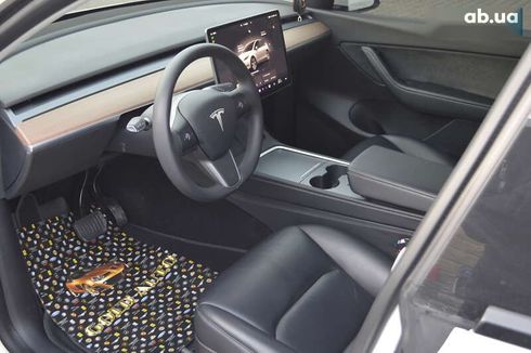 Tesla Model Y 2022 - фото 10