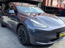 Продаж вживаних Tesla Model Y 2020 року в Чернівцях - купити на Автобазарі