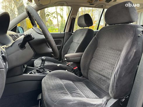 Volkswagen Golf 2001 серый - фото 14