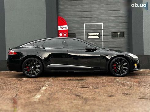 Tesla Model S 2020 - фото 11