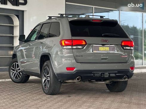 Jeep Grand Cherokee 2020 - фото 20