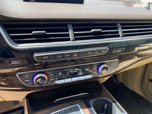 Audi Q7 2016 - фото 17