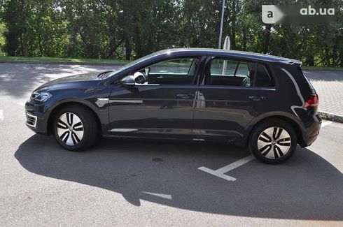 Volkswagen e-Golf 2020 - фото 17