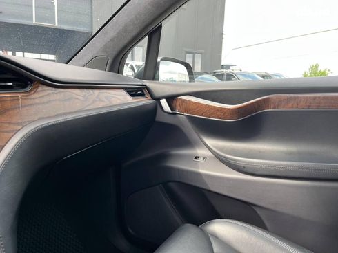 Tesla Model X 2019 серый - фото 21