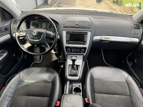 Skoda Octavia 2011 - фото 14