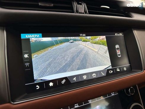 Jaguar XF 2016 - фото 26