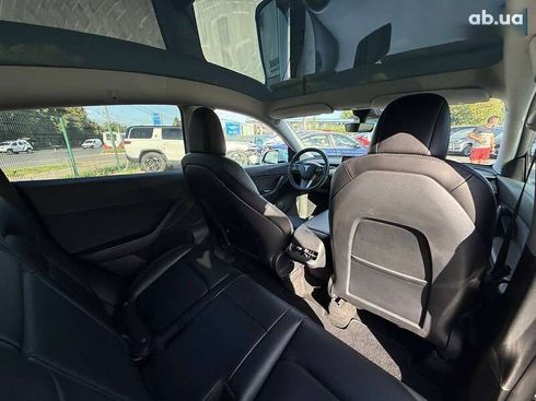 Tesla Model Y 2022 - фото 8