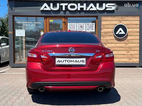 Nissan Altima 2017 - фото 7