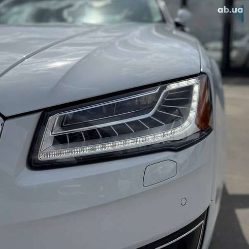Audi A8 2016 - фото 10