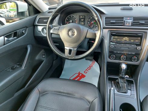 Volkswagen Passat 2013 белый - фото 14