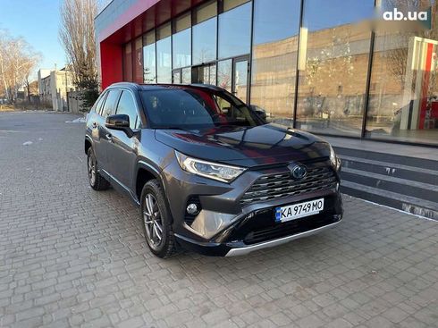 Toyota RAV4 2020 - фото 7