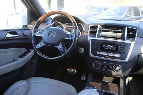 Mercedes-Benz ML 400 2014 - фото 13