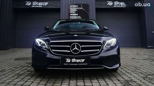 Mercedes-Benz E-Класс 2020 - фото 5