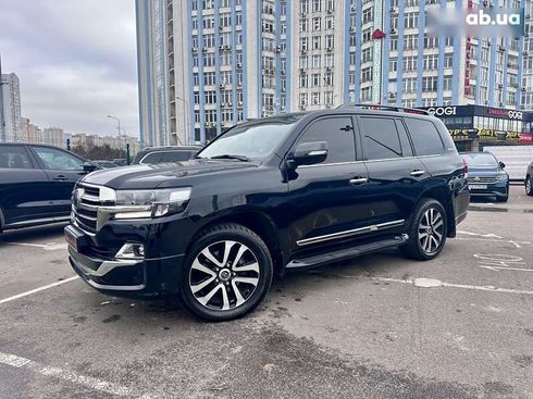 Toyota Land Cruiser 2019 - фото 30