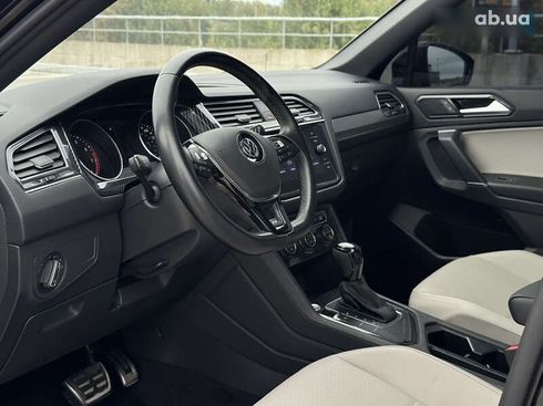 Volkswagen Tiguan 2020 - фото 16