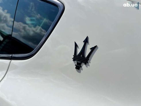 Maserati Levante 2022 - фото 13