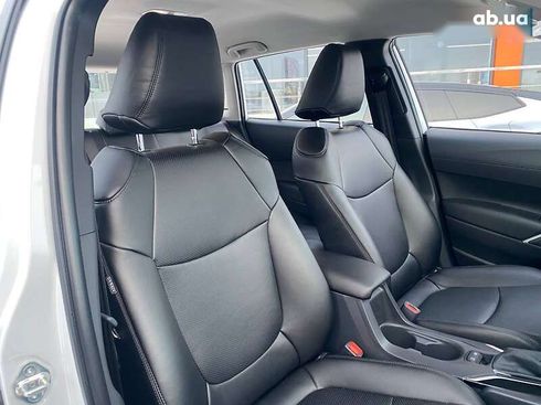 Toyota Corolla Cross 2025 - фото 26