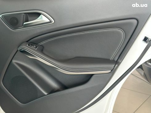 Mercedes-Benz GLA-Класс 2019 белый - фото 16