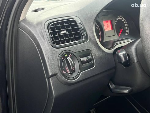 Volkswagen Polo 2012 черный - фото 29
