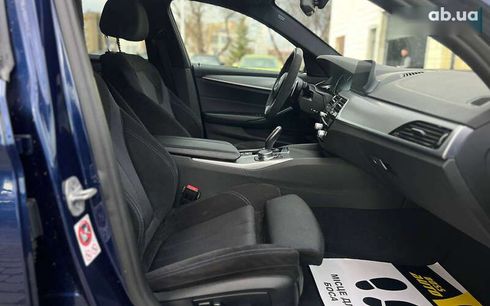 BMW 5 серия 2017 - фото 24
