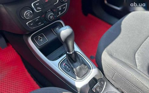 Jeep Compass 2017 - фото 15