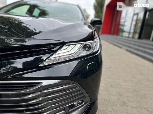 Toyota Camry 2020 - фото 7