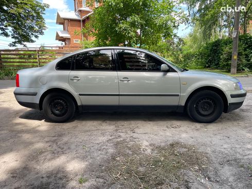 Volkswagen passat b5 1999 серый - фото 7