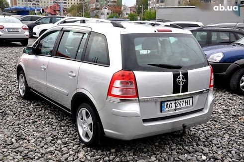 Opel Zafira 2009 - фото 18
