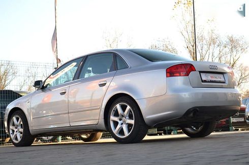 Audi A4 2006 - фото 17