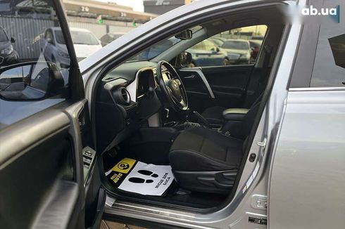 Toyota RAV4 2016 - фото 15
