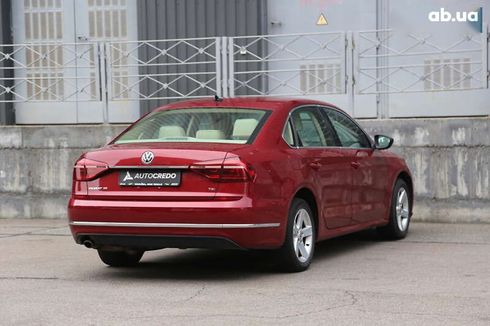 Volkswagen Passat 2017 - фото 7