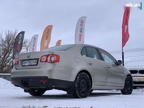 Volkswagen Jetta 2005 - фото 15