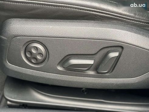 Audi A4 2020 - фото 20