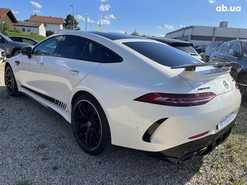 Mercedes-Benz AMG GT 4 2022 - фото 37