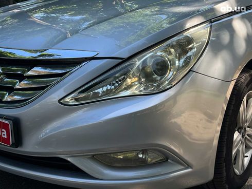 Hyundai Sonata 2014 серый - фото 5