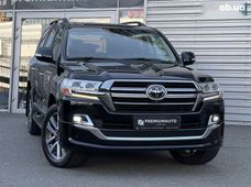 Продаж вживаних Toyota Land Cruiser 2019 року в Києві - купити на Автобазарі
