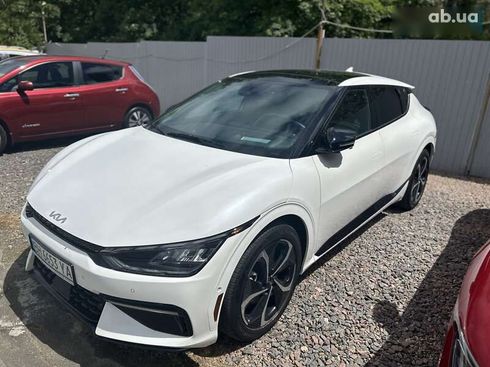 Kia EV6 2023 - фото 2