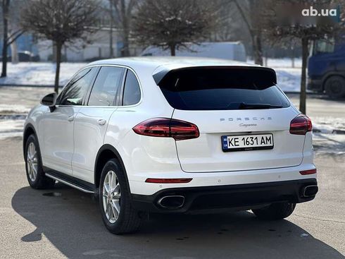 Porsche Cayenne 2016 - фото 27