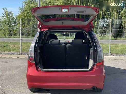 Mitsubishi Grandis 2005 - фото 11