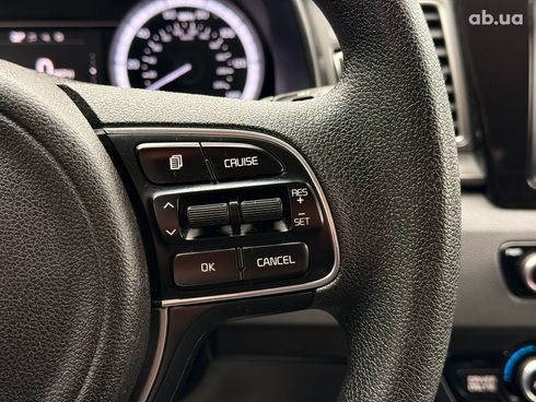 Kia Niro 2019 белый - фото 21