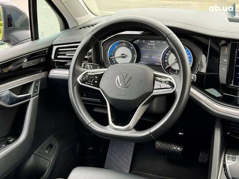 Volkswagen Touareg 2021 - фото 27
