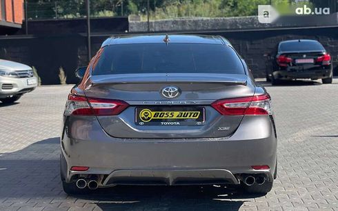 Toyota Camry 2019 - фото 5