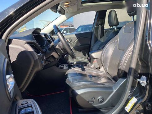 Jeep Cherokee 2018 - фото 21